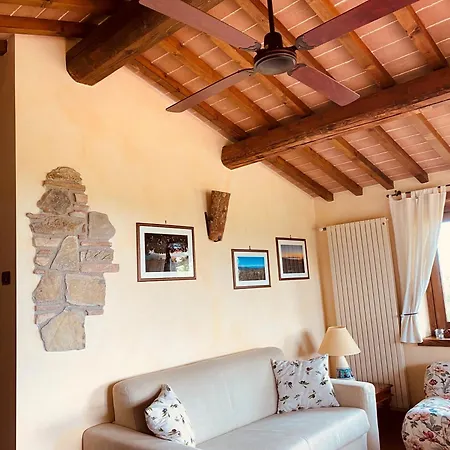 Agriturismo La Bicocca - Apt L'olivo Ferienhaus
